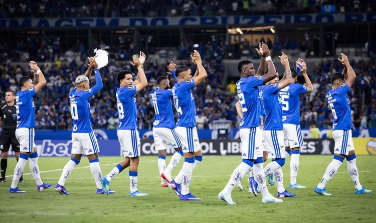 Por classificação na Libertadores, Cruzeiro encara o eliminado Barcelona em Mineirão lotado