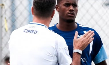 Japa, Walace, Bruno Alves... Cruzeiro encaminha saídas e vê empréstimos como solução